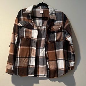 No boundaries, Size M(7-9), Buffalo plaid-black/brown/white, worn once or twice.